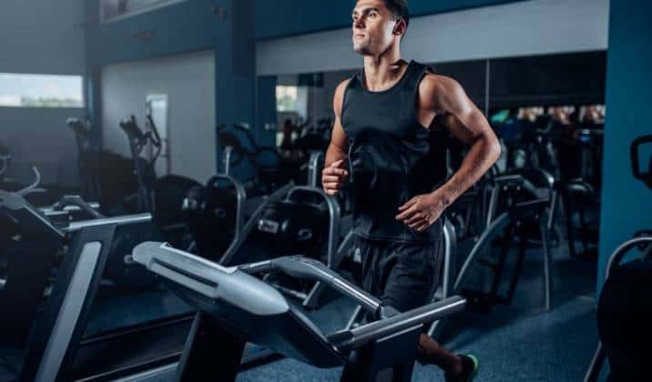 the treadmill is one of the best cardio machines to tone legs