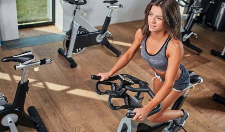 the upright bike better emulates the outdoor bicycles and so offers optimal results to toning your lower body